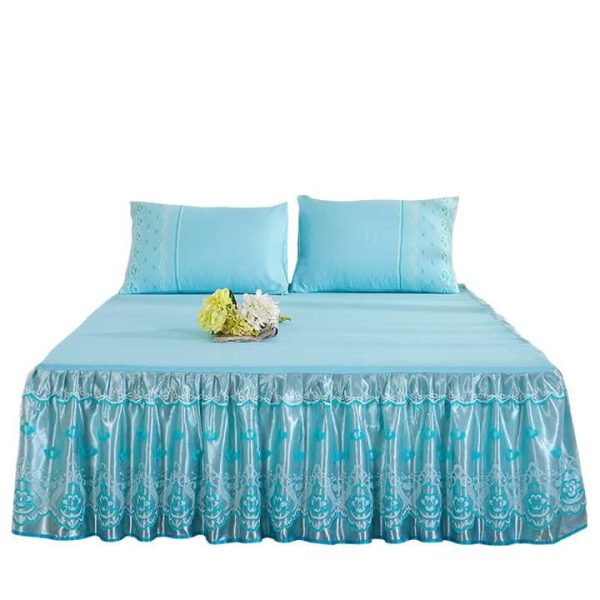 pleated Bedskirt with two pillowcases